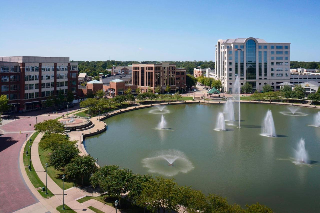 Newport News Marriott At City Center Hotel Exterior photo