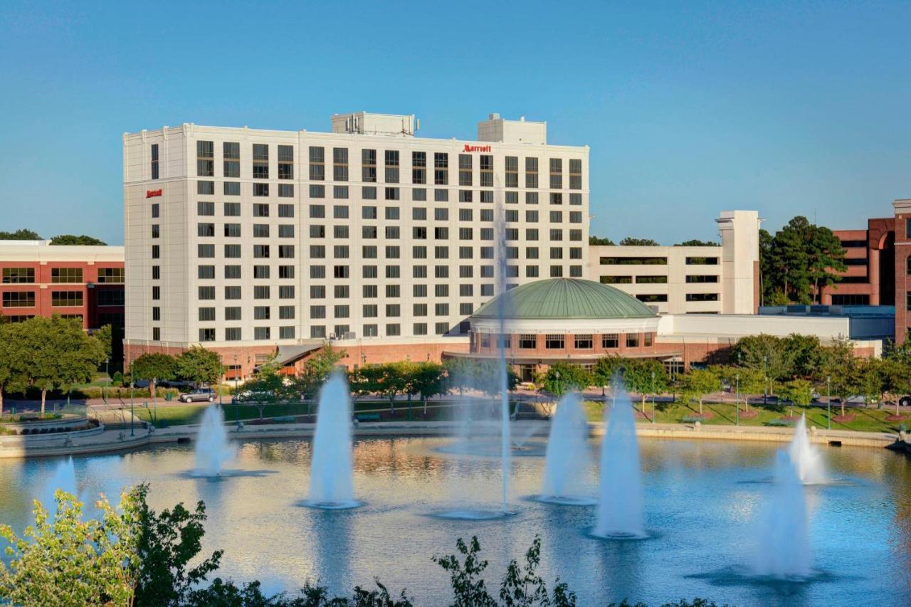 Newport News Marriott At City Center Hotel Exterior photo