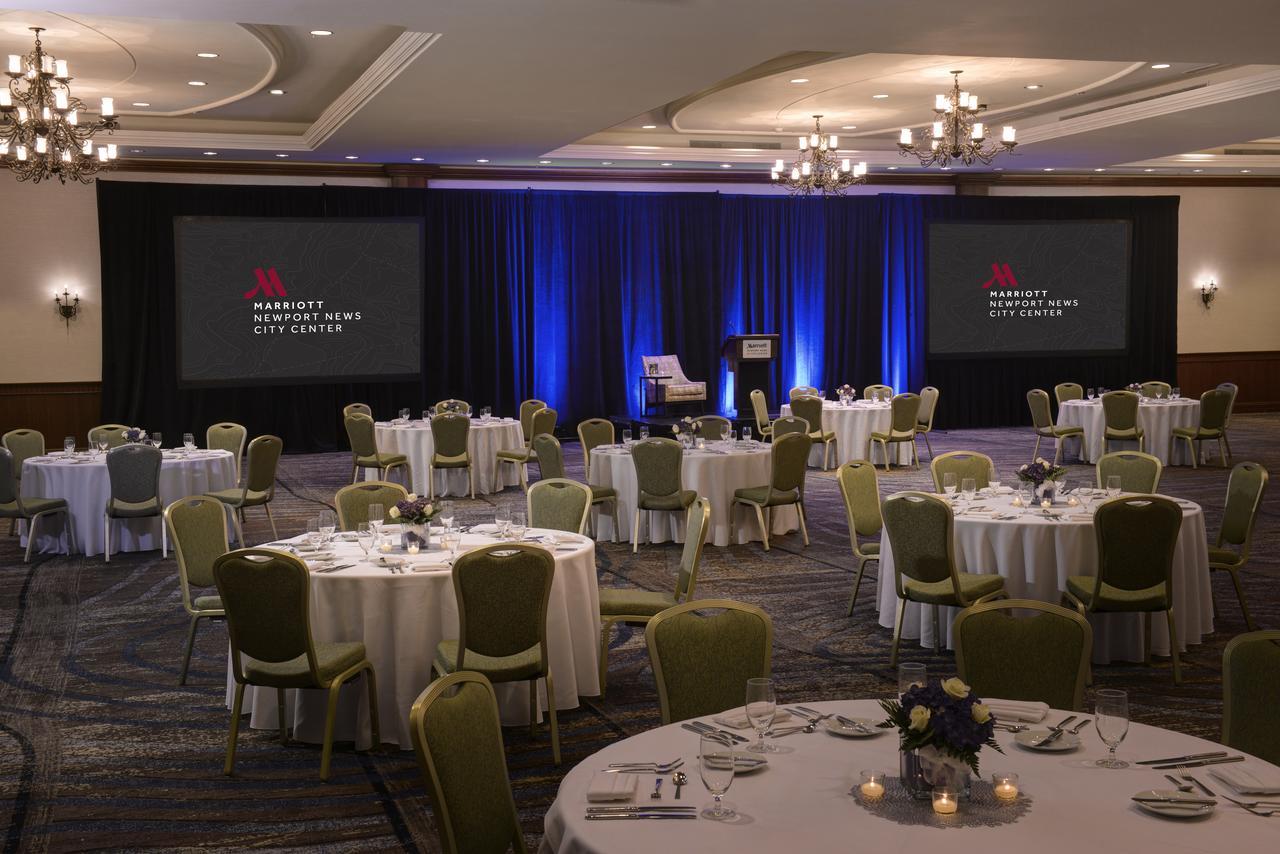 Newport News Marriott At City Center Hotel Exterior photo